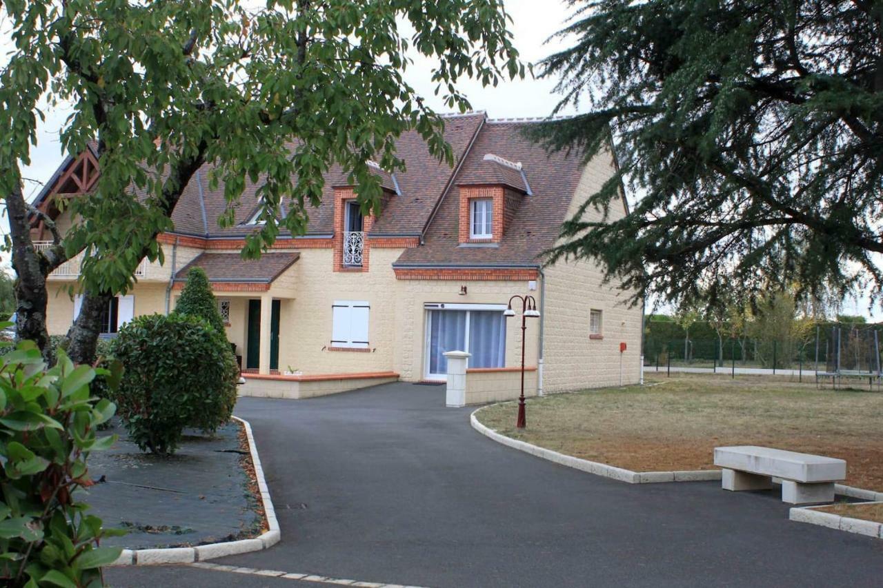 Logement Entre Chambord Et Le Zoo De Beauval Apartman Contres  Kültér fotó